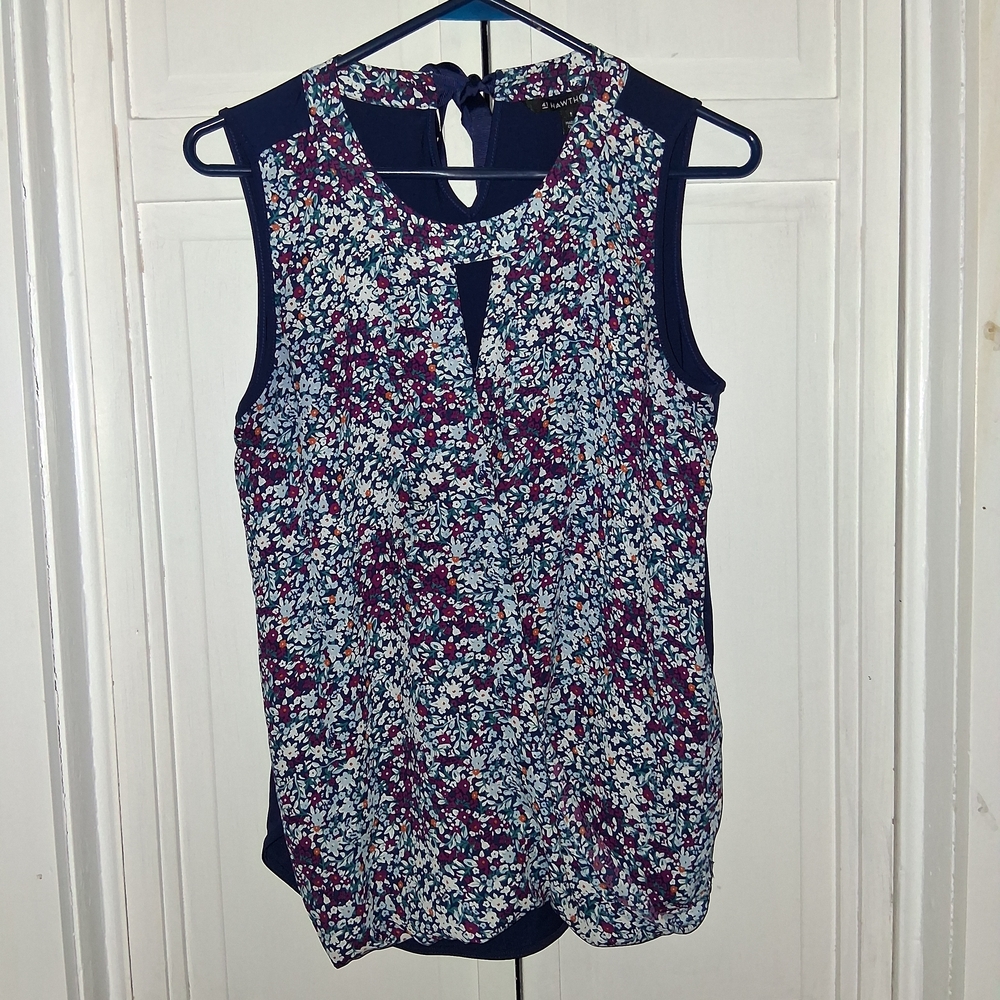41 Hawthorn Multicolor Floral Sleeveless Blouse